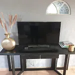 10 * Schellinkhout