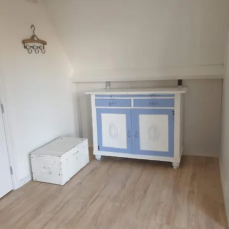 10 Holiday home Schellinkhout